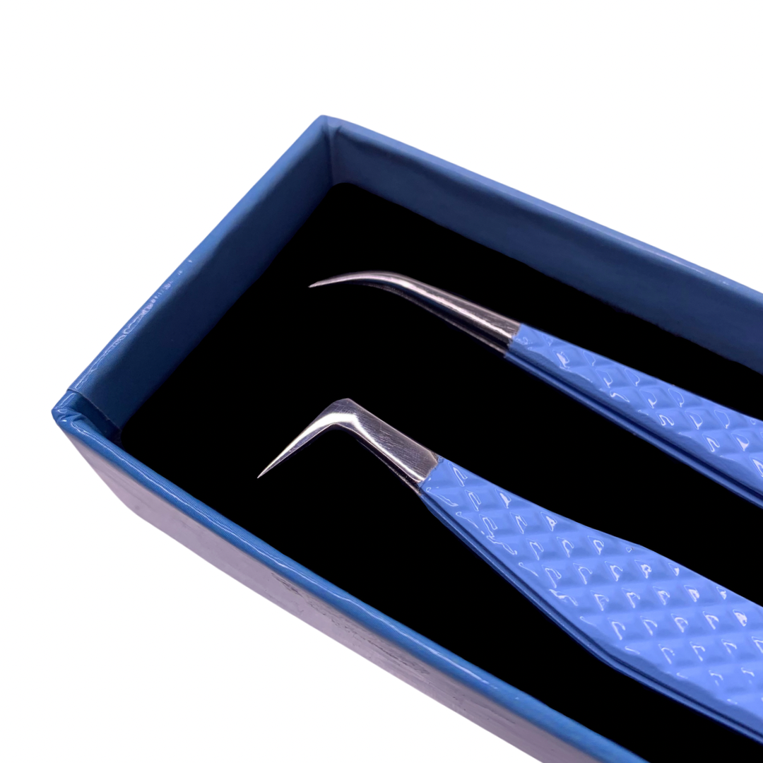 The Ocean Blue Tweezer Essentials