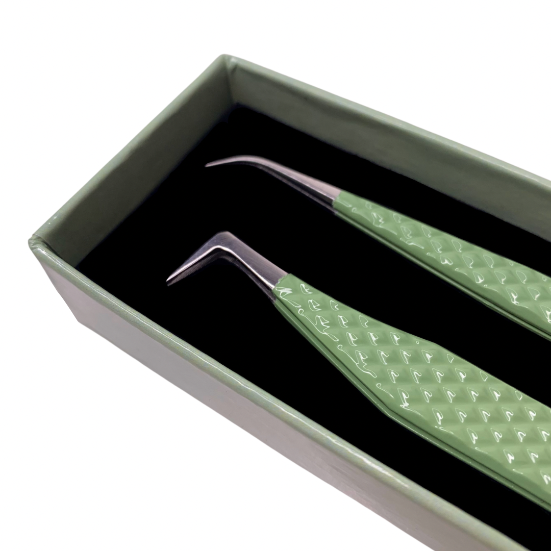 Green Jungle Tweezer Essentials